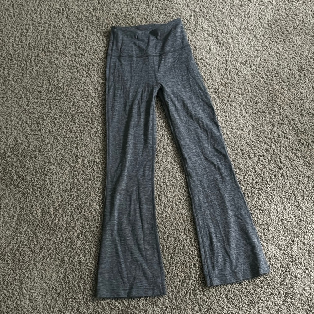 Lululemon Groove Super-High-Rise Flared Pant *Nulu. Hemmed to 5’4”.